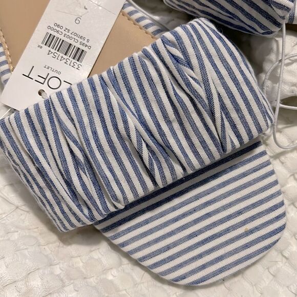 NWT- LOFT- 9 - Picture 2 of 6